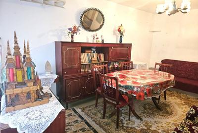 Apartament cu 2 camere decomandat, mobilat în Micro 20