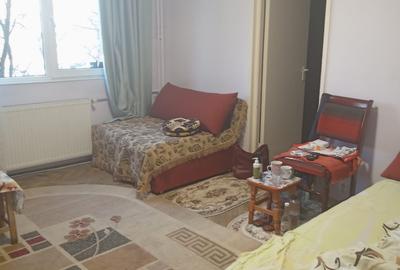 Apartament cu 2 camere nedecomandat în Vest