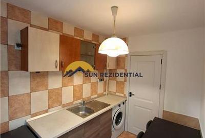 Apartament cu 2 camere semidecomandat în Berceni