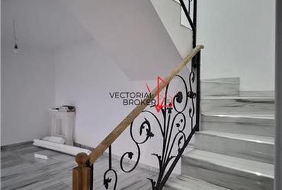Casa moderna cu 4 camere, finisaje premium, curte amenajata 370 mp , Strada Glor - 8