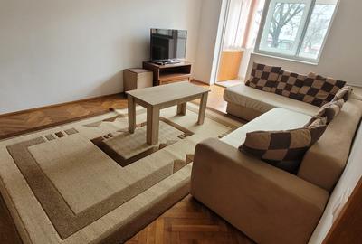Apartament 3 camere decomandat - Dacia - 530 euro/luna (Cod E2+E7) - 1