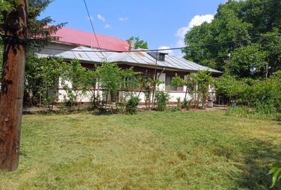 Casa batraneasca de vanzare in Chitila –  aproape de Bucuresti - 1