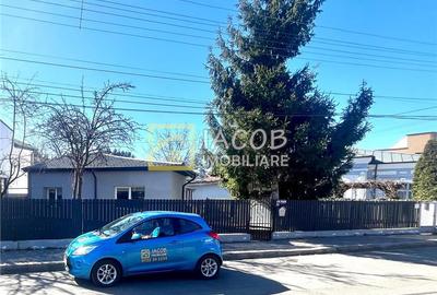 Casa de închiriat, Str. Traian, zona centrala a mun. Bacau - 1