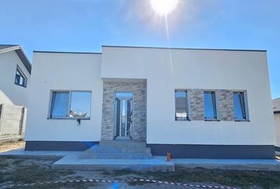 Casă individuală cu 4 camere în Berceni