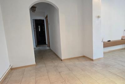 Micro 6 Târgoviște,  vanzare apartament 3camere - 9