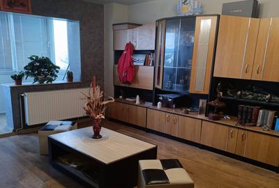Apartament cu 2 camere decomandat, mobilat în Mănăștur