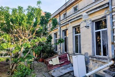 Casa Boiereasca 4 camere 260mp utili teren=575mp Ultracentrala - 8