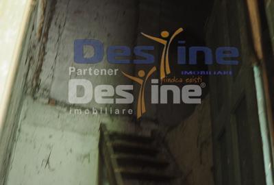 VAND CASA IN CENTRUL VECHI,DEJ,CURTE COMUNA,NECESITA RENOVARE - 13