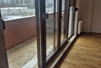 3 camere decomandat, LOC PARCARE SUBTERAN inclus in pret, bloc 2010 - 11