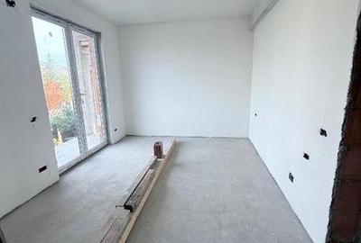 Vanzare -  Casa  - Vila - Prelungirea Ghencea - Dantelei - teren 245mp -210000E - 23