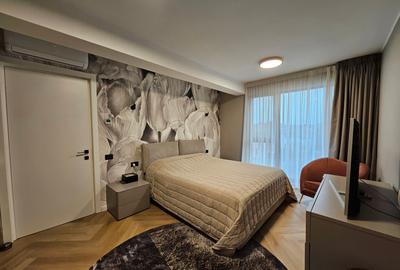 Apartament cu 4 camere semidecomandat, mobilat în Iancu Nicolae