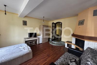Casa de inchiriat ideala pentru muncitori   5 camere + curte - 8
