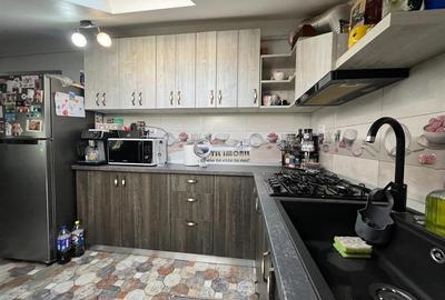 Apartament cu 3 camere decomandat, mobilat în Bucium