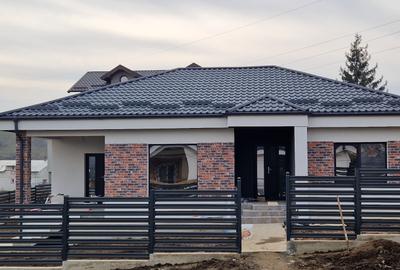 Casa noua pe parter la Bucovina-Curtesti - 1