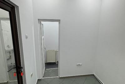 Spatiu Comercial de Inchiriat 68 mp Ultracentral cu Vitrina la Stada Posta nr 1 - 6