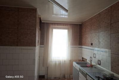Apartament 4 camere, str. Lacurilor in Noua, decomandat, etaj 2/4, balcon, liber - 6