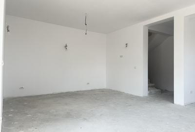 Duplex, 115mp utili, 310mp teren, 4 camere, Curent trifazic-Sacalaz - 3