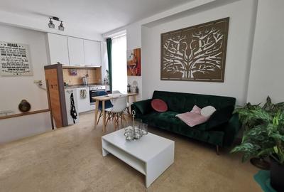 Apartament cu doua camere si loc de parcare - 1