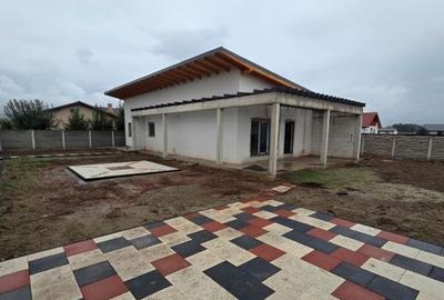 CASA NOUA I 130 mp I pe un nivel I semifinisata I teren 600 mp I - 3