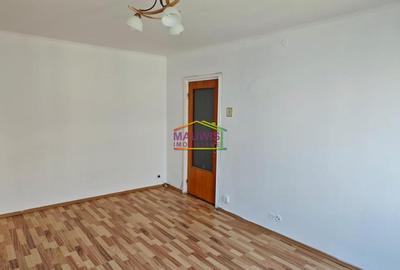 Vand apartament 3 camere Piata Straduintei - Niculitel - 6