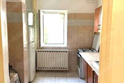 APARTAMENT 2 CAMERE 4/4 60MP  BL 1985 STRADAPRIDVORULUI PARC - 2