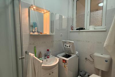 Apartament de închiriat, 3 camere, 75 mp, Piața Mihai Viteazul - 16