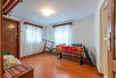 Iedera, Cricovul Dulce, casa de vanzare 90mp, teren 2450mp - 5