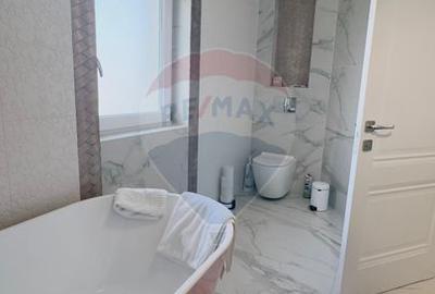 Proprietate premium în Filiași, locuință de lux cu spații comerciale - 26