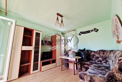 Apartament cu potential, orientare sud-est, 2 balcoane, zona Parang - 7