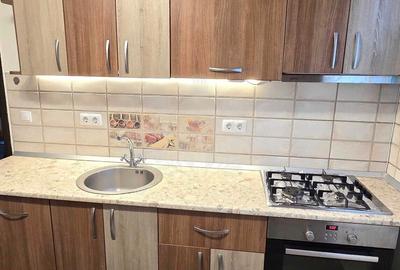 Apartament 4 camere - transformat in 3, zona Vest, Ploiești - 4