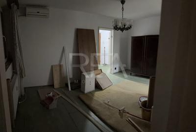 2 camere, 3/10, 51 mp, anvelopat-zona Gorjului - 1