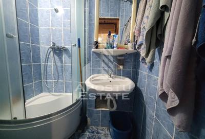 Apartament de vanzare cu 3 camere, 2 bai, zona Bucovina - 6