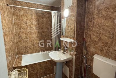 2 CAMERE DECOMANDAT | BALCON | MĂNĂȘTUR / ALEEA BRATEȘ - 19