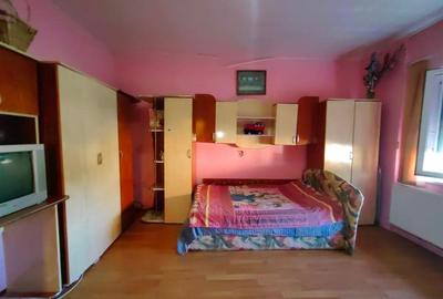 Apartament cu 2 dormitoare la casa in ALFA - 1