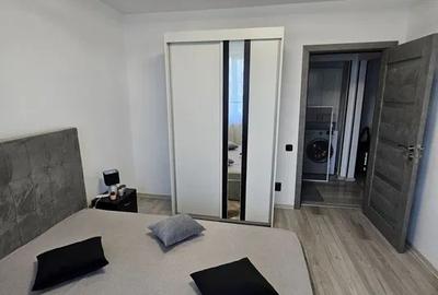 Apartament 2 camere, semidecomandat, 60 mp, ac, metrou aproape, balcon, 1 Mai - 1