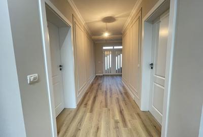 Casă individuală cu 5 camere în Ronaț