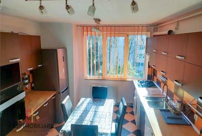 Apartament cu 2 camere decomandat în Tudor