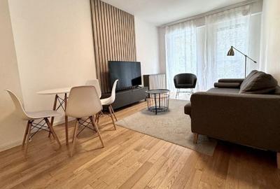 Apartament decomandat cu trei camere, Dacia-Stefan cel Mare - 1