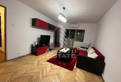 Apartament cu 3 camere decomandat, mobilat în Soarelui