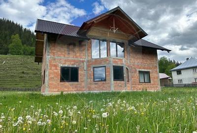 Casa / Vila de vanzare Rasca/Moldovita Bucovina