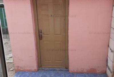 Casa 1 camere caramida, zona Centrala, teren=100 mp indiviziune - 2