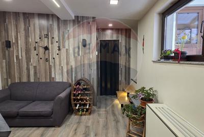 PRET REDUS: Apartament cu 3 Camere teren 475mp 800m Centru Busteni - 9