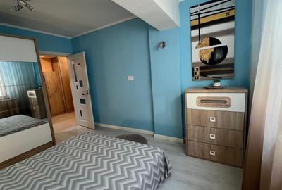 Apartament cu 2 camere decomandat, mobilat în Primo