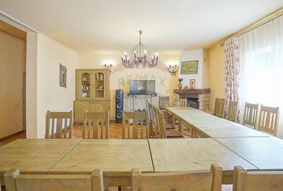 Pensiune de Vanzare in Moieciu de Sus | Comision 0% - 10