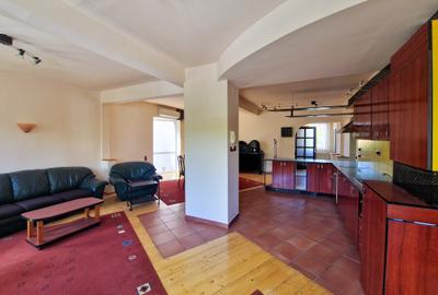 Vila 7 camere, ultracentral, zona AFI Mall, 3 parcari private, curte,0% comision - 11