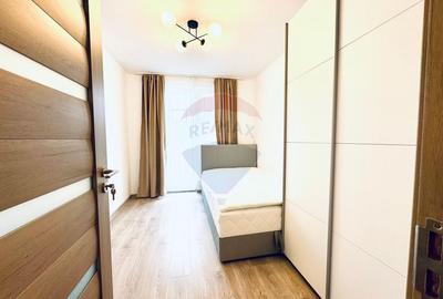 Apartament cu 3 camere de închiriat - 10