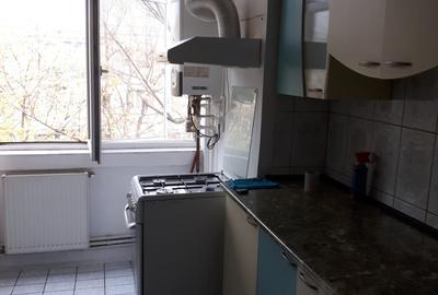 Vanzare apartament cu 2 Micro 16