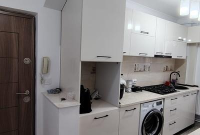 Apartament 2 camere complet renovat zona Scoala 7 - 5