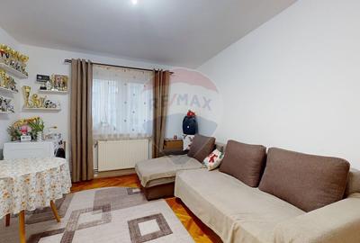 Apartament cu 2 camere de vânzare în zona Florilor - 1