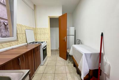 Apartament 2 Camere Eroii Revolutiei Mertrou 2 Min 3/7 Decomandat - 12